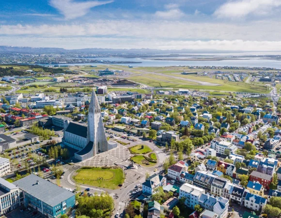 LAND OF ARCTIC CIRCLE : 14 NIGHTS / 15 DAYS