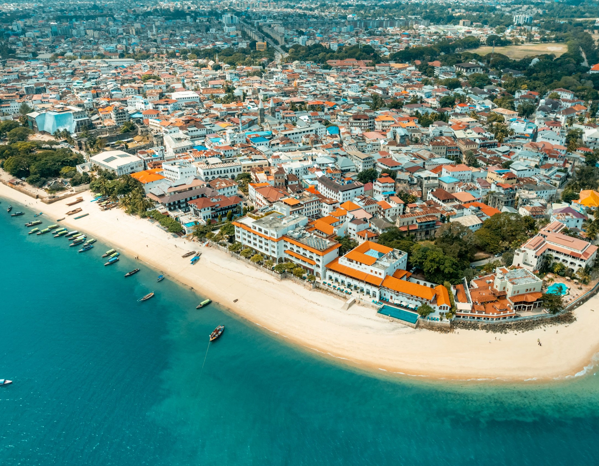 UNTAMED KENYA, TANZANIA AND ZANZIBAR : 11N/12D