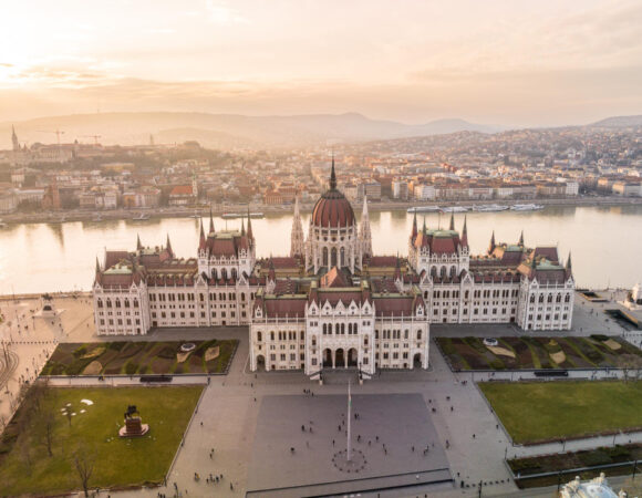 CLASSIC EAST EUROPE : 7 NIGHTS / 8 DAYS